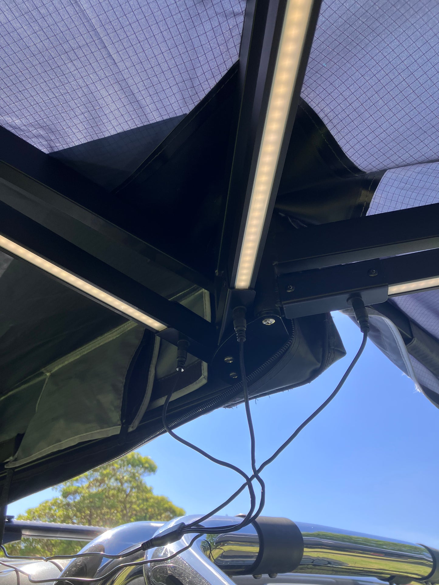 SHADESEEKER 270+ AWNING